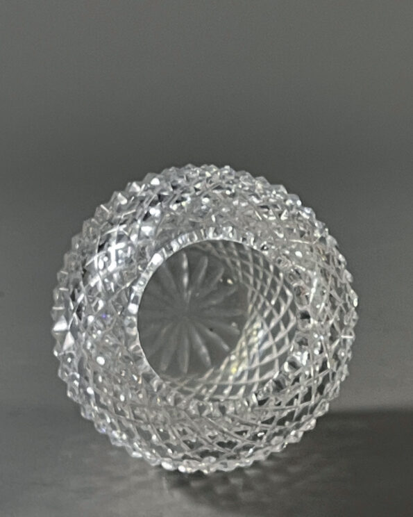 vase-pressglas-klar-zackenschliff-vintage