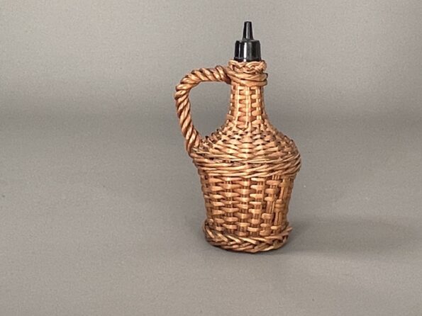 Maggiflasche mit Weide umflochten, Vintage