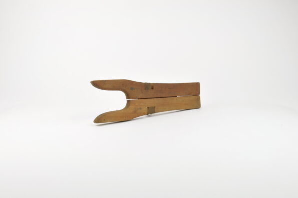 Stiefelknecht Holz klappbar um 1880 Eschenholz