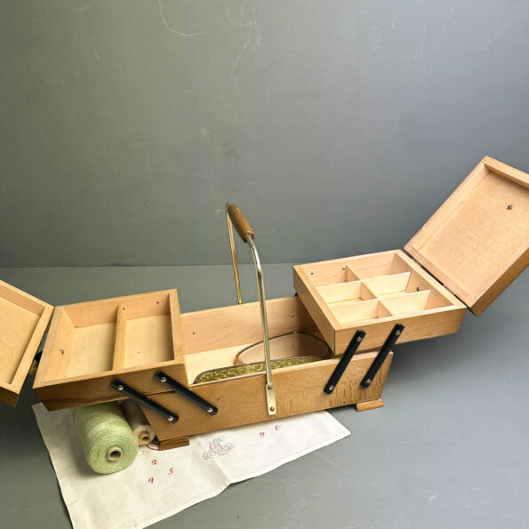naehkaestchen holz midcentury 4