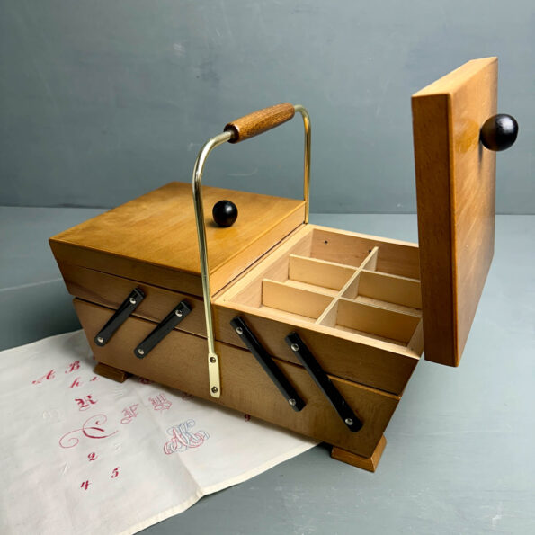 naehkaestchen holz midcentury 6